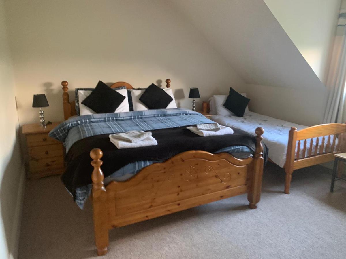The Curragh Country House Accommodation Newbridge  Exteriör bild